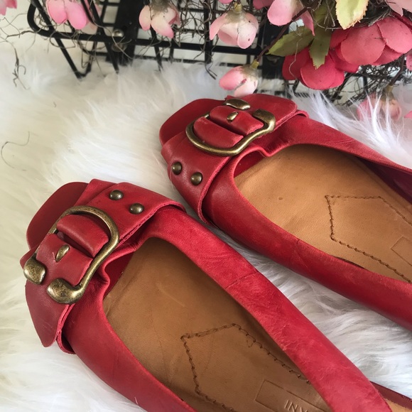 Antonio Melani Shoes - Antonio Melani Leather Flats Red SZ 8M